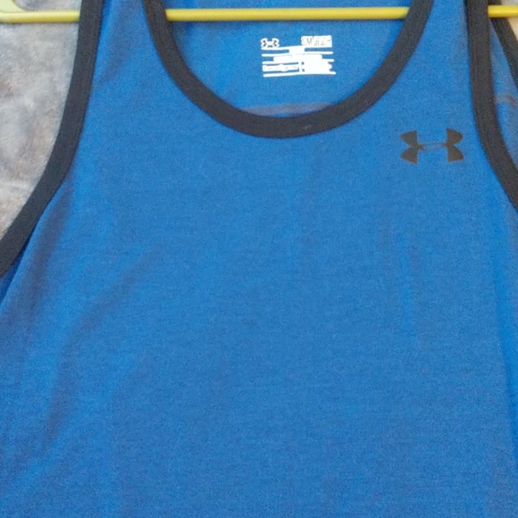 Men's small under armor tank top - Picture 3 of 4
